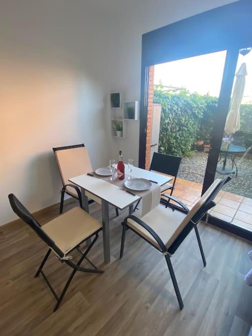 Apartamento Loft, โยเรตเดมาร์ ภายนอก รูปภาพ