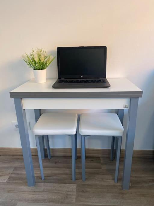 Apartamento Loft, โยเรตเดมาร์ ภายนอก รูปภาพ