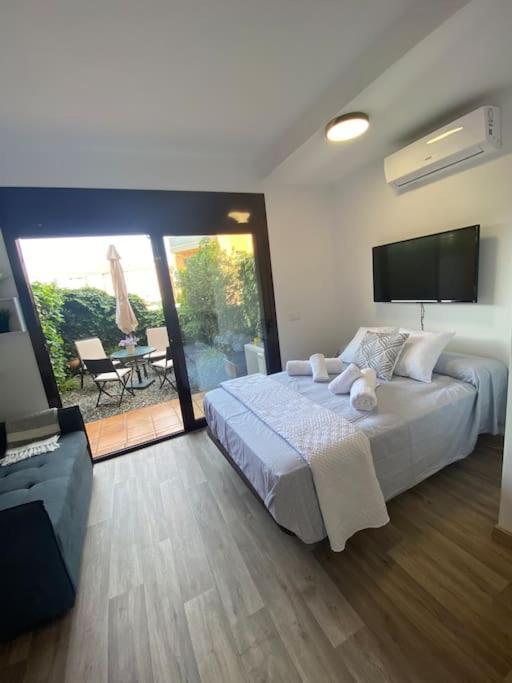 Apartamento Loft, โยเรตเดมาร์ ภายนอก รูปภาพ
